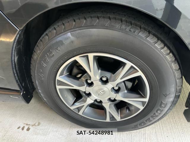 Toyota HIACE WAGON 2015-11 7454696-3