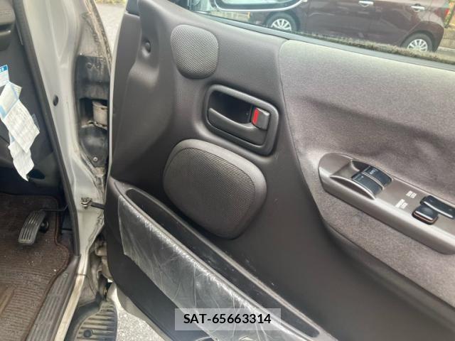 Toyota HIACE WAGON 2000-12 7454695-12