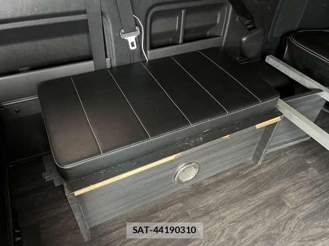Toyota HIACE WAGON 2015-01 7500841-11