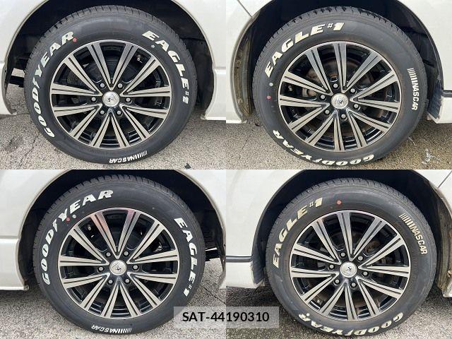 Toyota HIACE WAGON 2015-01 7500841-27