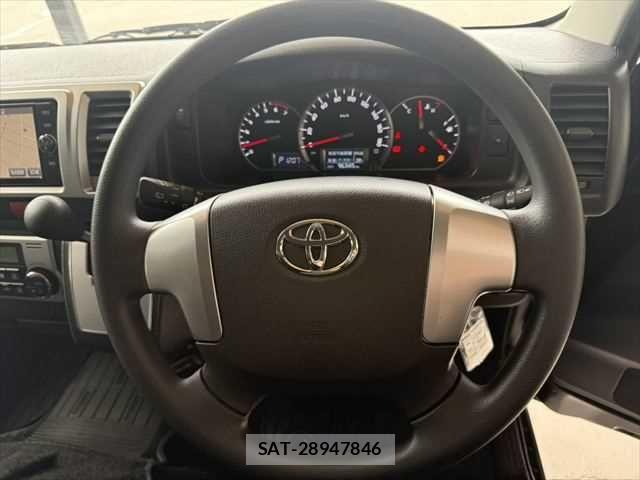 Toyota HIACE WAGON 2017-09 7500839-11