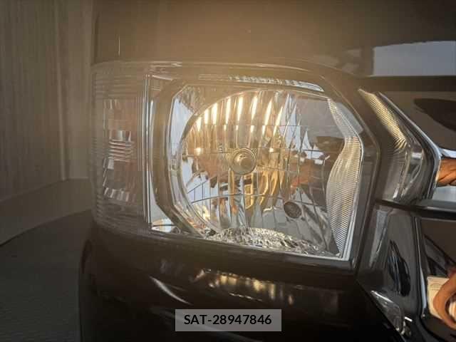 Toyota HIACE WAGON 2017-09 7500839-12