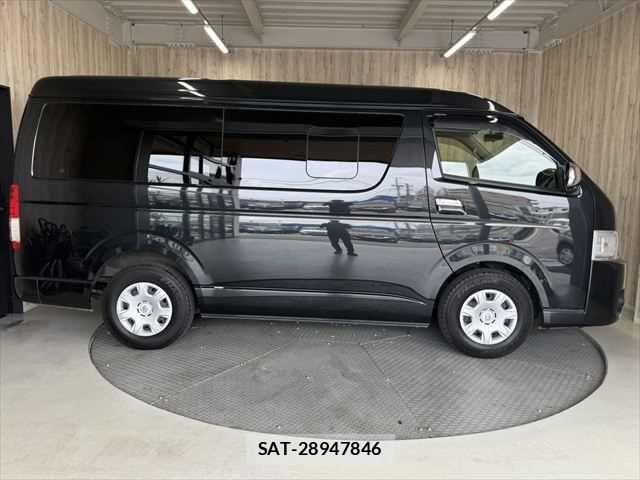 Toyota HIACE WAGON 2017-09 7500839-17