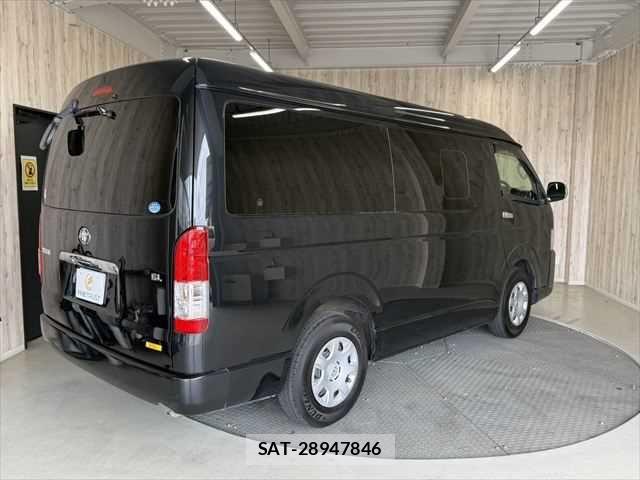 Toyota HIACE WAGON 2017-09 7500839-18
