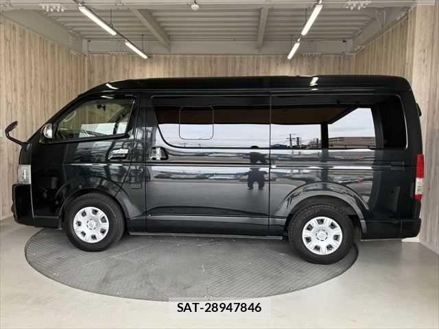Toyota HIACE WAGON 2017-09 7500839-21