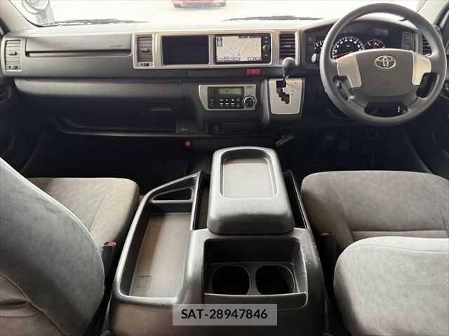Toyota HIACE WAGON 2017-09 7500839-2
