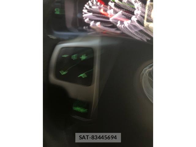 Toyota HIACE WAGON 2024-02 7500835-16