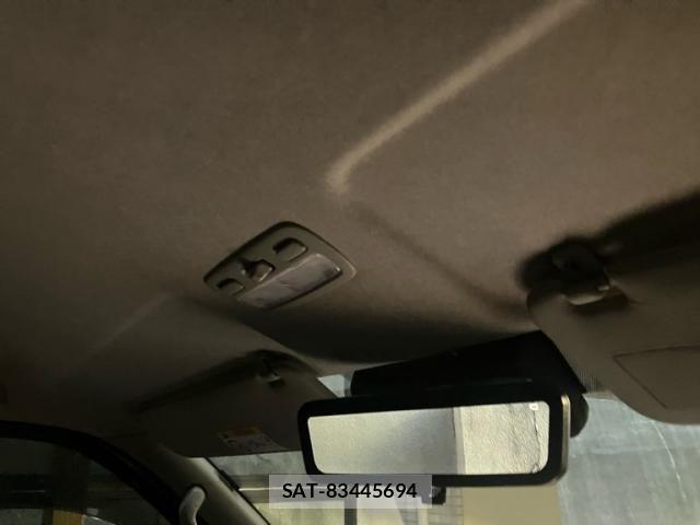 Toyota HIACE WAGON 2024-02 7500835-21