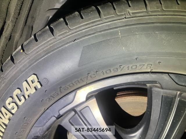 Toyota HIACE WAGON 2024-02 7500835-2