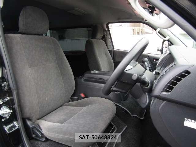 Toyota HIACE WAGON 2023-06 7500837-4