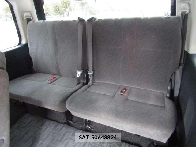 Toyota HIACE WAGON 2023-06 7500837-6