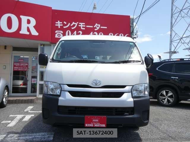 Toyota HIACE WAGON 2021-03 7500836-11