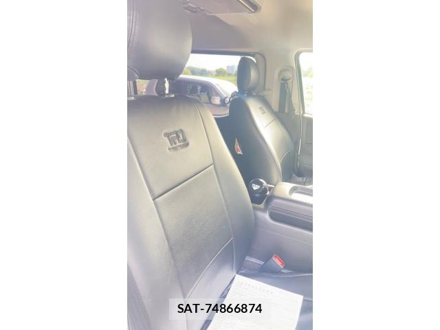 Toyota HIACE WAGON 2020-03 7508792-11