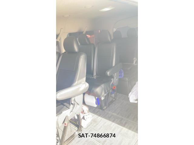 Toyota HIACE WAGON 2020-03 7508792-13