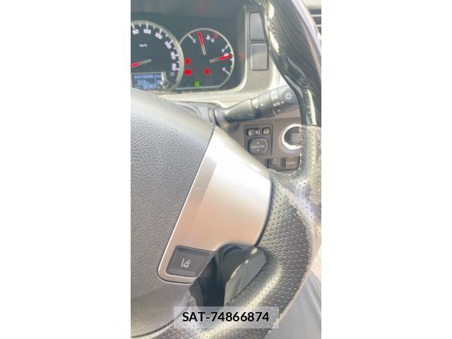 Toyota HIACE WAGON 2020-03 7508792-18