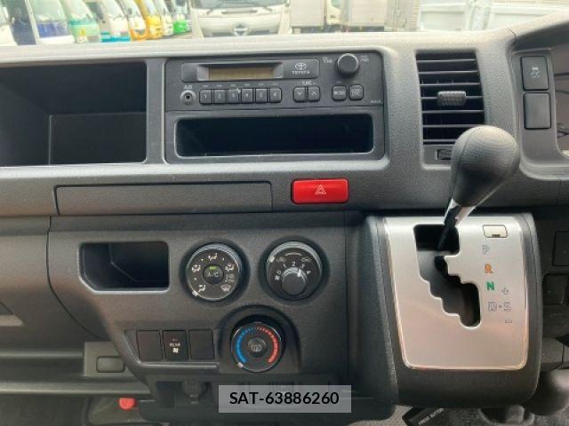 Toyota HIACE WAGON 2018-11 7616938-14