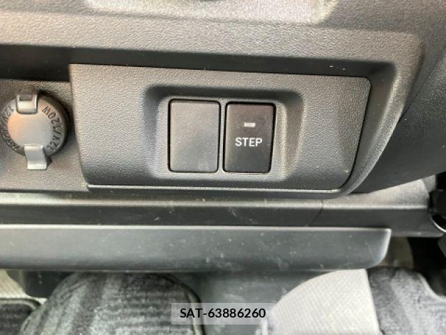 Toyota HIACE WAGON 2018-11 7616938-16
