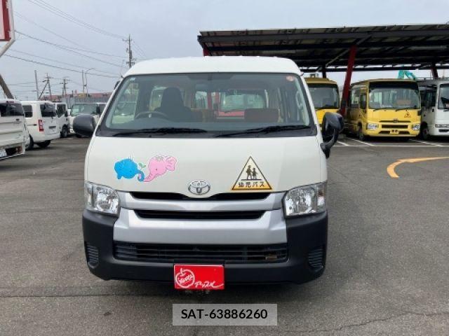 Toyota HIACE WAGON 2018-11 7616938-2