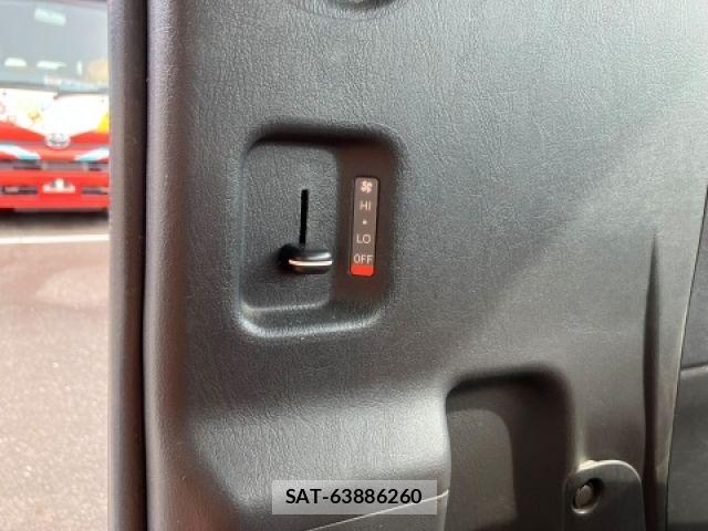 Toyota HIACE WAGON 2018-11 7616938-29