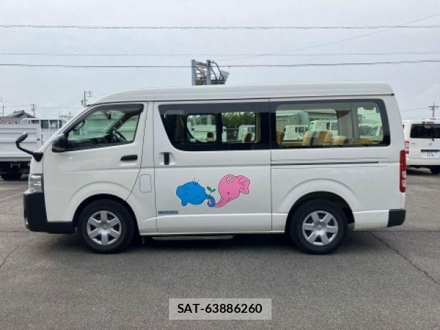 Toyota HIACE WAGON 2018-11 7616938-4