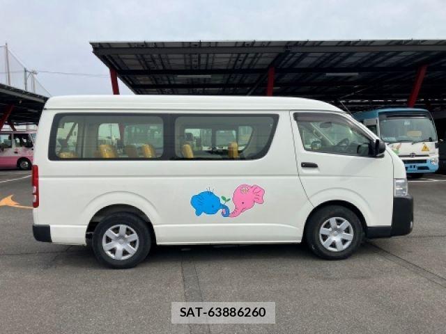 Toyota HIACE WAGON 2018-11 7616938-5