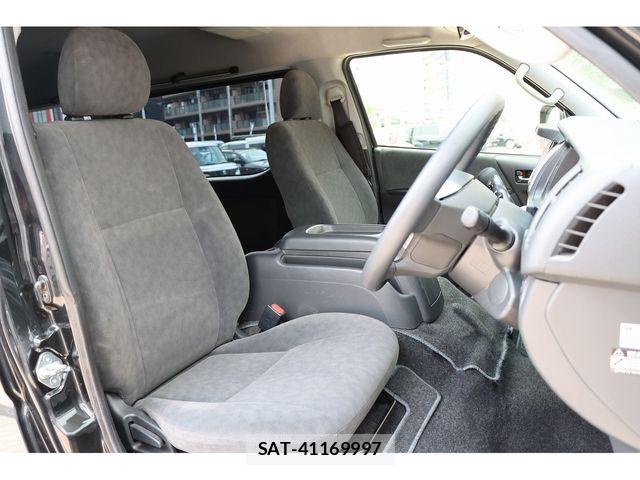 Toyota HIACE WAGON 2022-02 7616932-9