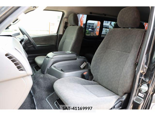 Toyota HIACE WAGON 2022-02 7616932-10