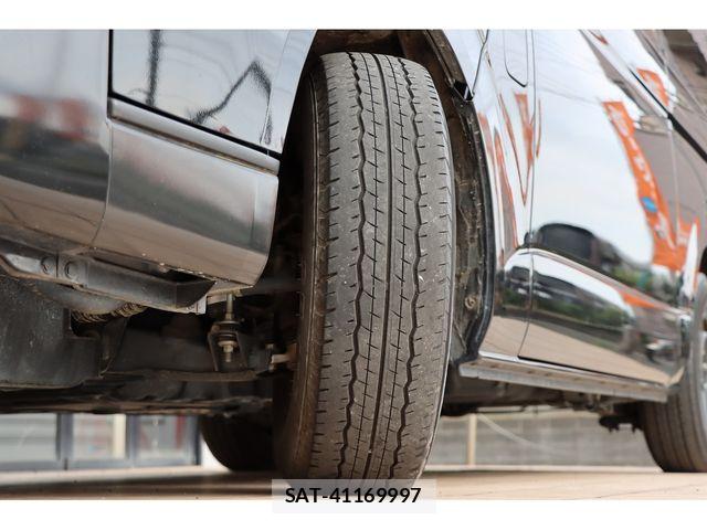 Toyota HIACE WAGON 2022-02 7616932-27