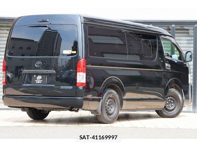 Toyota HIACE WAGON 2022-02 7616932-2
