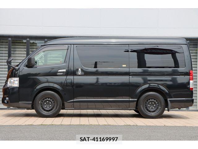 Toyota HIACE WAGON 2022-02 7616932-8