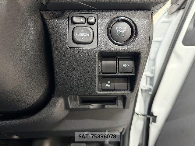 Toyota HIACE WAGON 2026-04 7723912-12