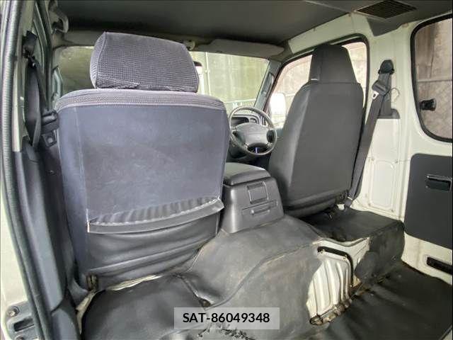 Toyota HIACE WAGON 1997-05 7723921-13