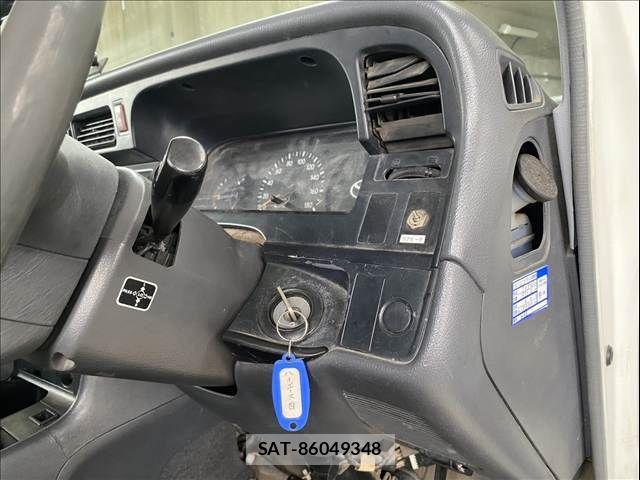 Toyota HIACE WAGON 1997-05 7723921-15