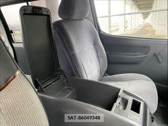 Toyota HIACE WAGON 1997-05 7723921-27