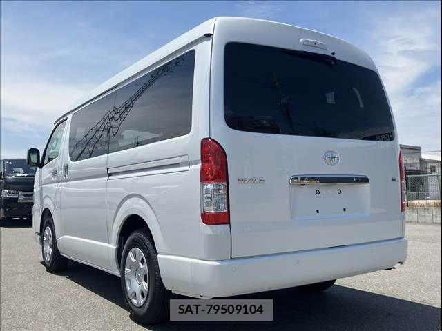 Toyota HIACE WAGON 2026-04 7723913-15