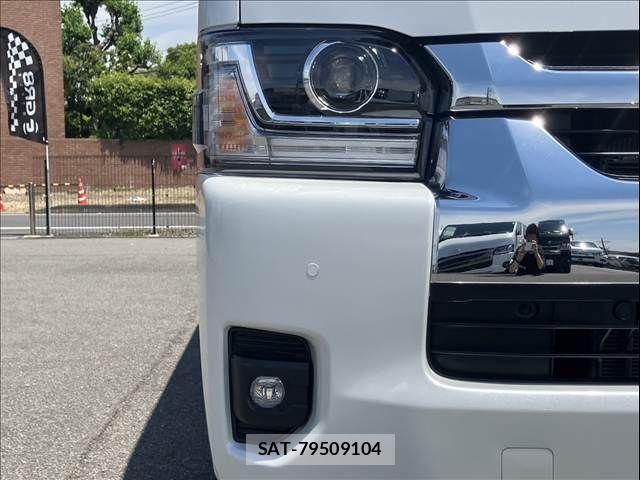 Toyota HIACE WAGON 2026-04 7723913-8