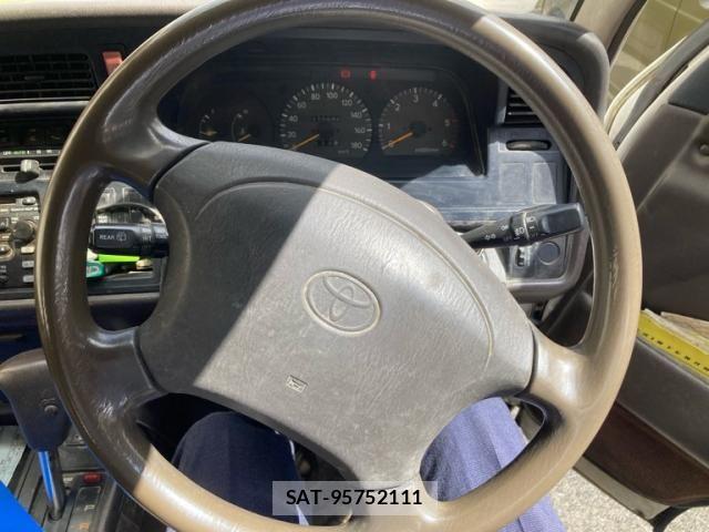 Toyota HIACE WAGON 1995-07 7723920-16