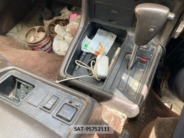 Toyota HIACE WAGON 1995-07 7723920-18