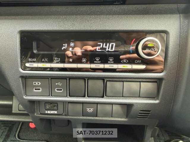 Toyota HIACE WAGON 2026-04 7723900-9