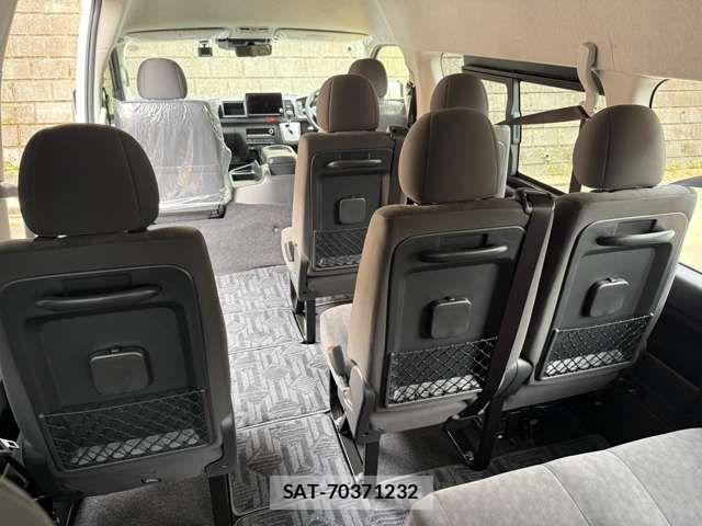 Toyota HIACE WAGON 2026-04 7723900-17