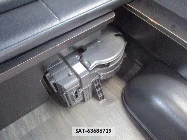 Toyota HIACE WAGON 2020-08 7785439-24