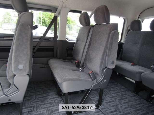 Toyota HIACE WAGON 2026-05 7785442-10