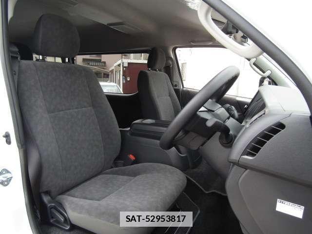 Toyota HIACE WAGON 2026-05 7785442-28