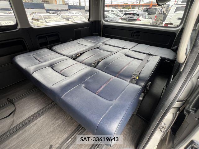 Toyota HIACE WAGON 2015-09 7785428-16