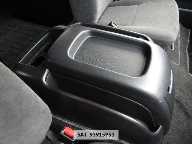 Toyota HIACE WAGON 2021-06 7785438-12