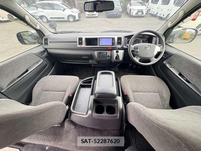Toyota HIACE WAGON 2014-01 7979410-11