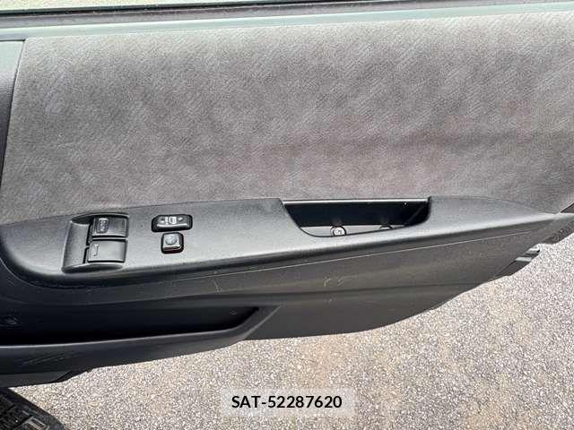 Toyota HIACE WAGON 2014-01 7979410-21