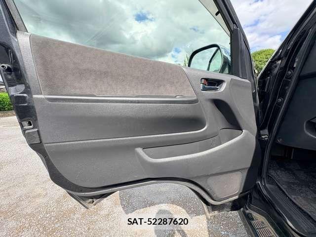 Toyota HIACE WAGON 2014-01 7979410-24