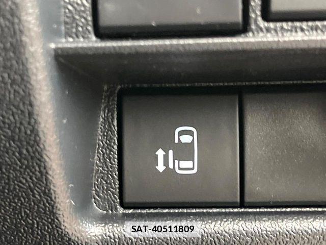 Toyota HIACE WAGON 2026-06 7979407-5