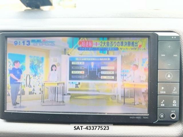 Toyota HIACE WAGON 2010-11 8035878-16